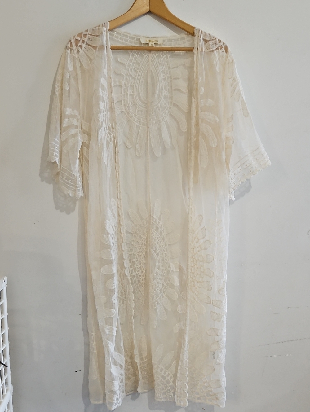 Rebellion Sheer Ivory Embroidered Kimono Sz XS